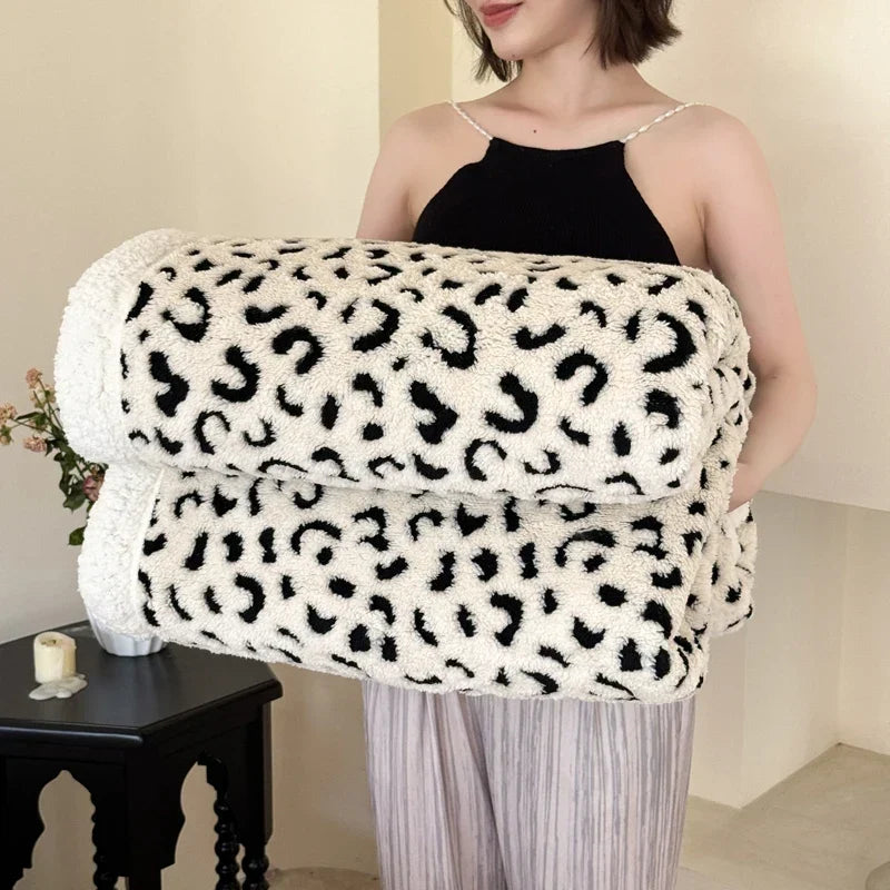 Plaid Léopard Doux Double Face – Beige