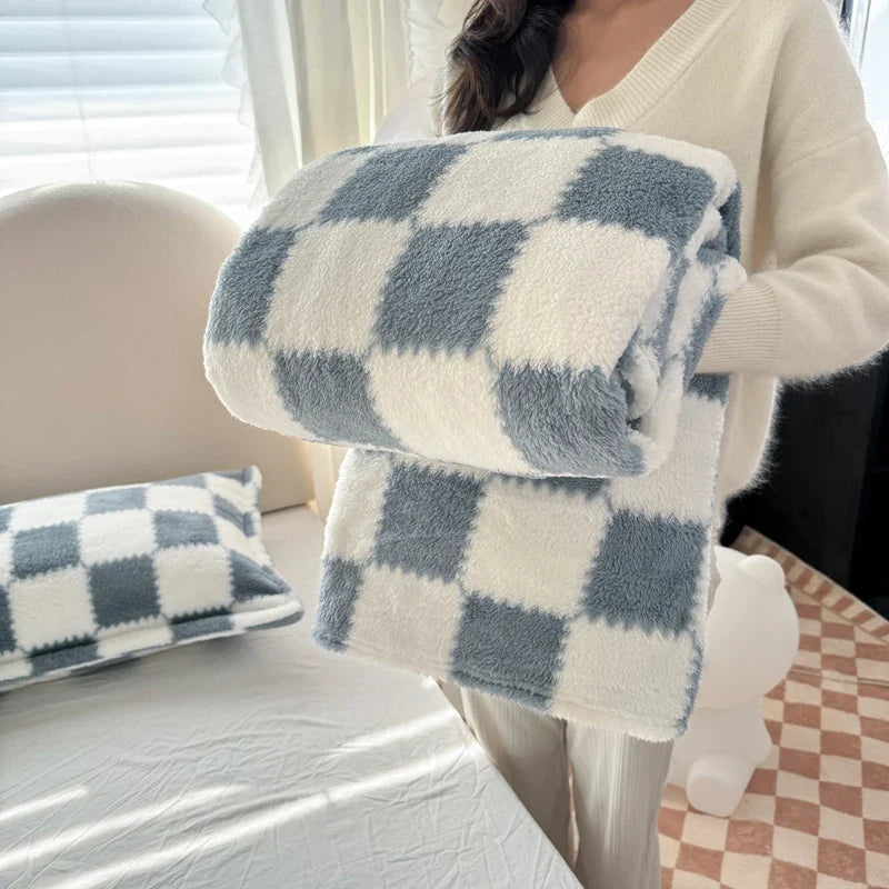 Plaid Bleu – Polaire Douce à Carreaux - vue 1 | Aolina