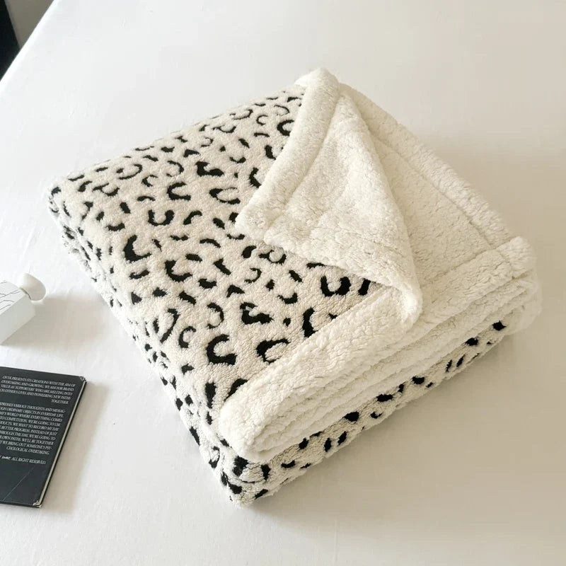 Plaid Léopard Doux Double Face – Beige