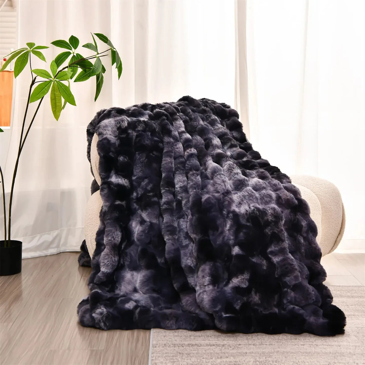 Plaid Fumé – Fausse Fourrure Moelleuse Double Face - vue 1 | Aolina