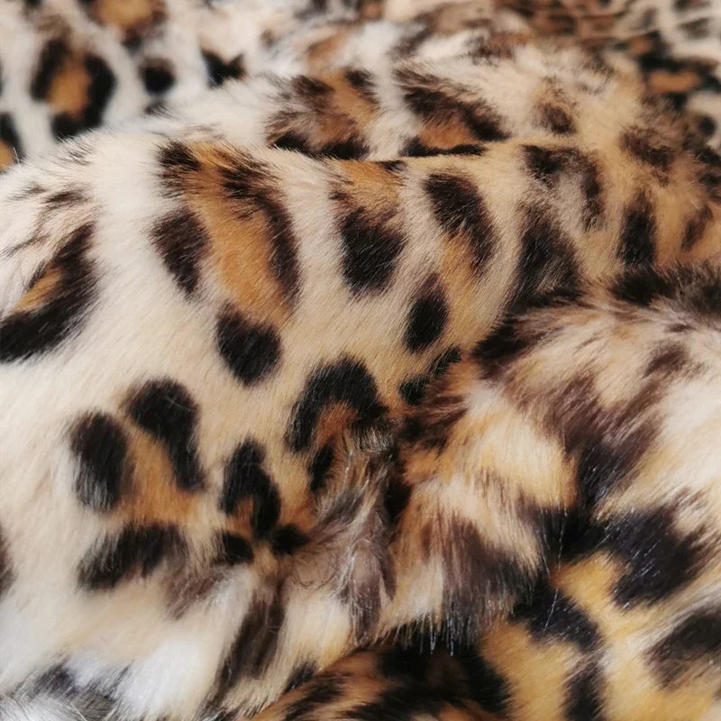 Plaid Fausse Fourrure Motif Léopard - vue 2 | Aolina