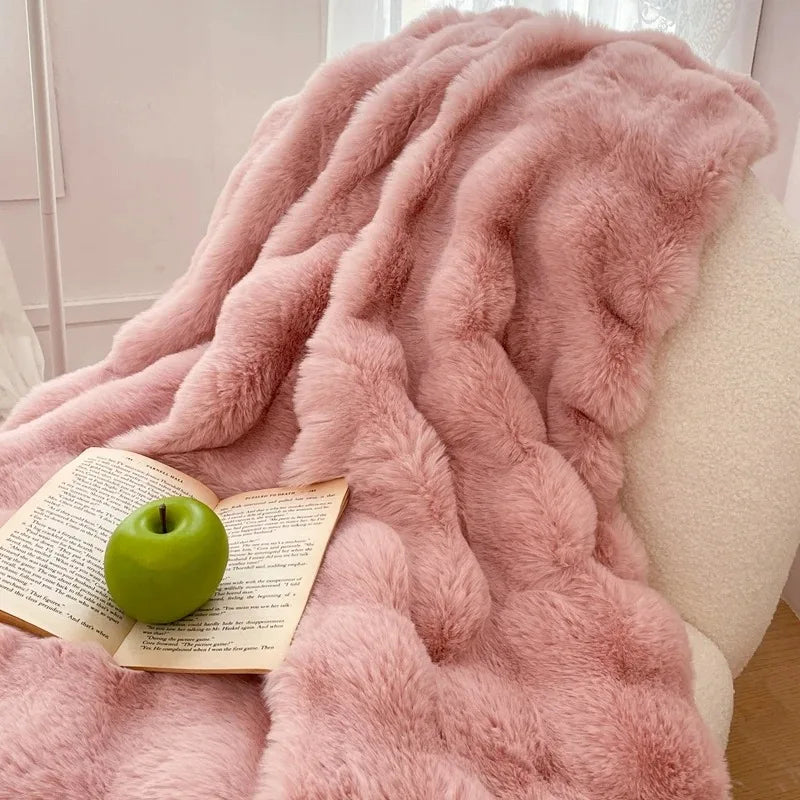 Plaid Rose – Fausse Fourrure Moelleuse Double Face - vue 1 | Aolina