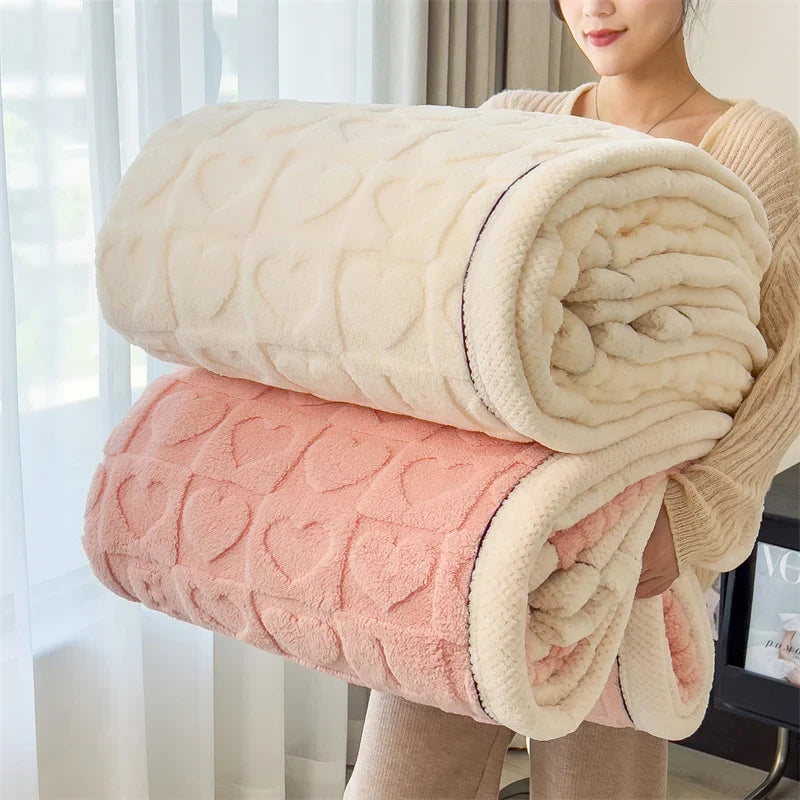 Plaid Beige – Polaire Douce à Motifs Cœur en Relief - vue 2 | Aolina