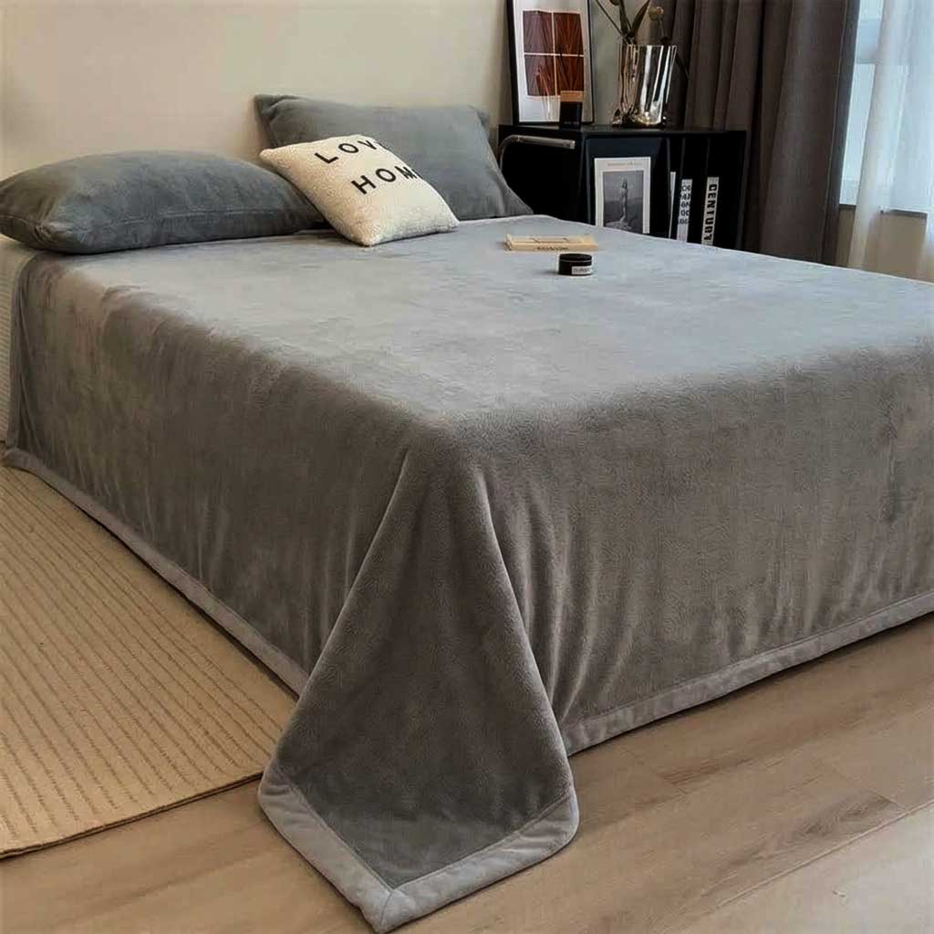Plaid Gris – Velours Doux et Chaud Uni - vue 3 | Aolina