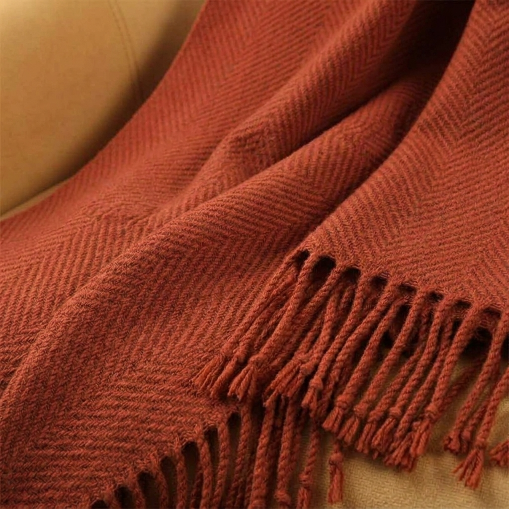 Plaid Terracotta – 100 % Laine Unie à Franges - vue 4 | Aolina