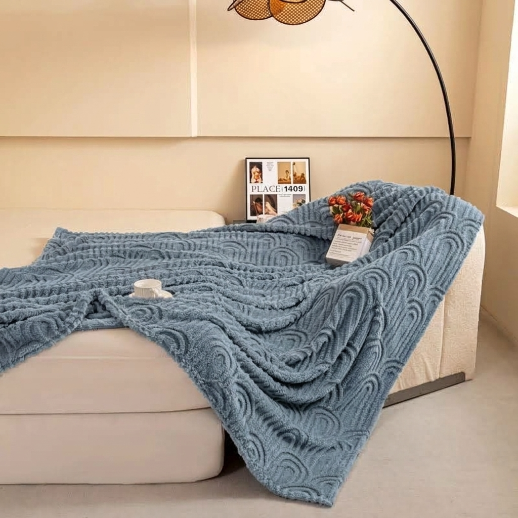 Plaid Bleu – Polaire Douce à Motif Jacquard en Relief - vue 4 | Aolina