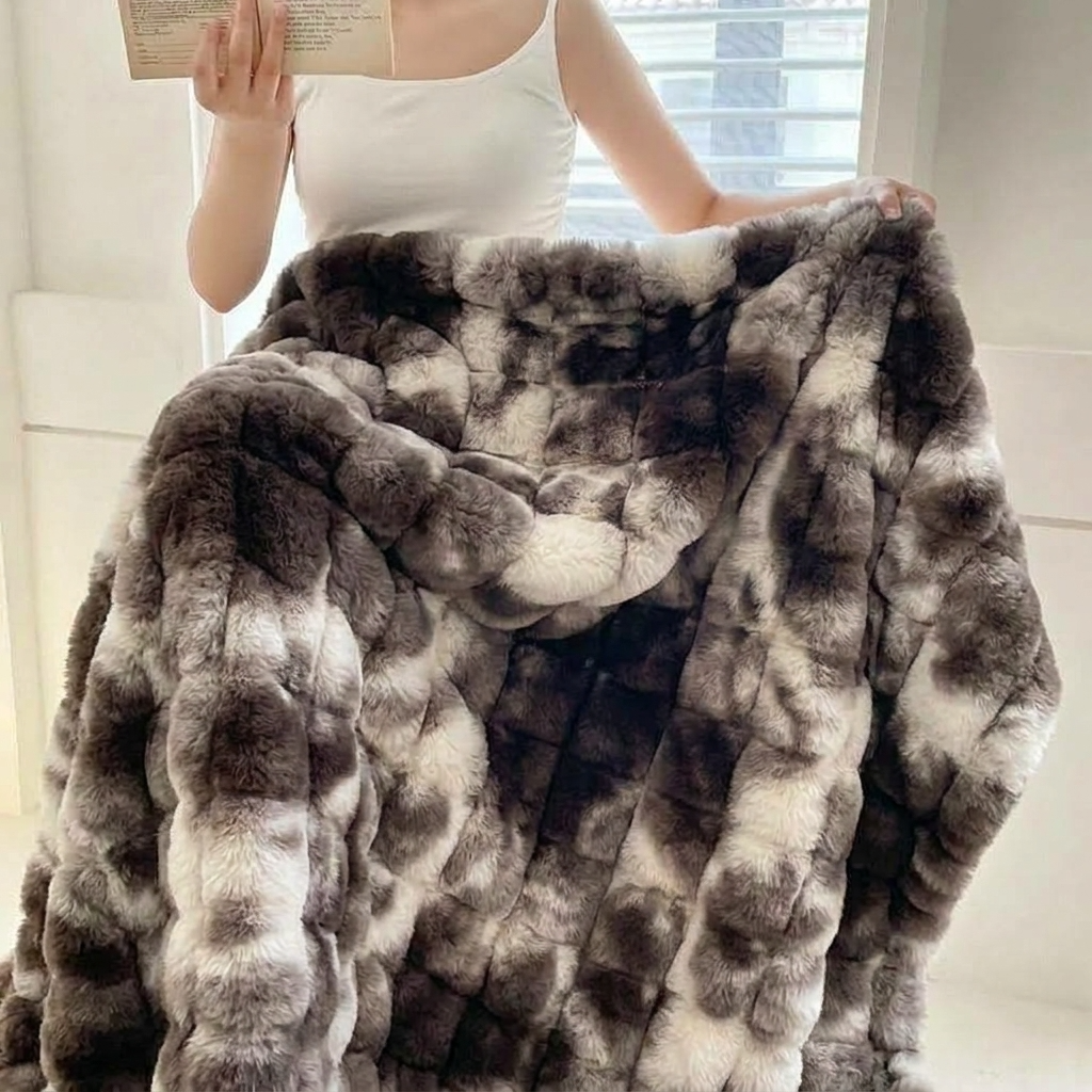 Plaid Marbré – Fausse Fourrure Moelleuse Double Face - vue 4 | Aolina